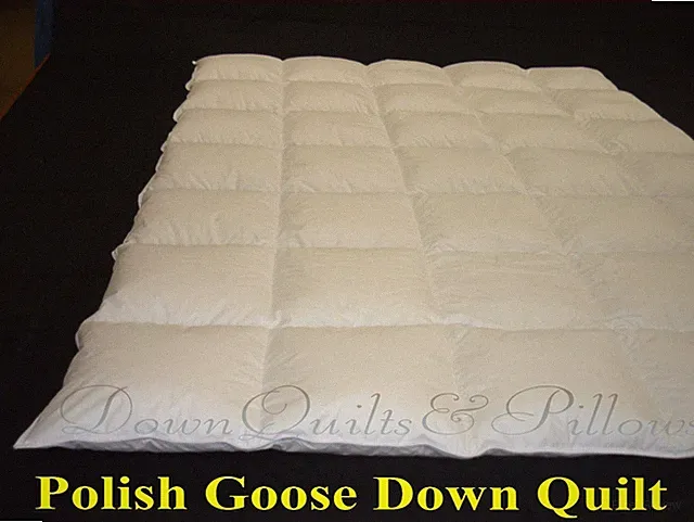 1 SUPER KING QUILT/ DUVET - CASSETTE BOXED - 90% POLISH GOOSE DOWN - 5 BLKS
